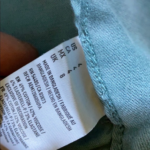 American eagle shorts, Bermuda, stretchy jeans - Picture 4 of 5